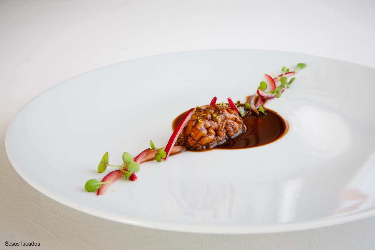 Sesos lacados, plato de casquería del Echaurren Sesos lacados, plato de casquería del Echaurren